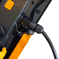 Oświetlenie placu budowy JCB 6500 lm – lampa LED 18V