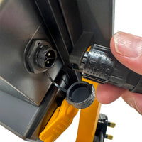 Lampy budowlane akumulatorowe JCB 6500 lm – lampa budowlana na statywie