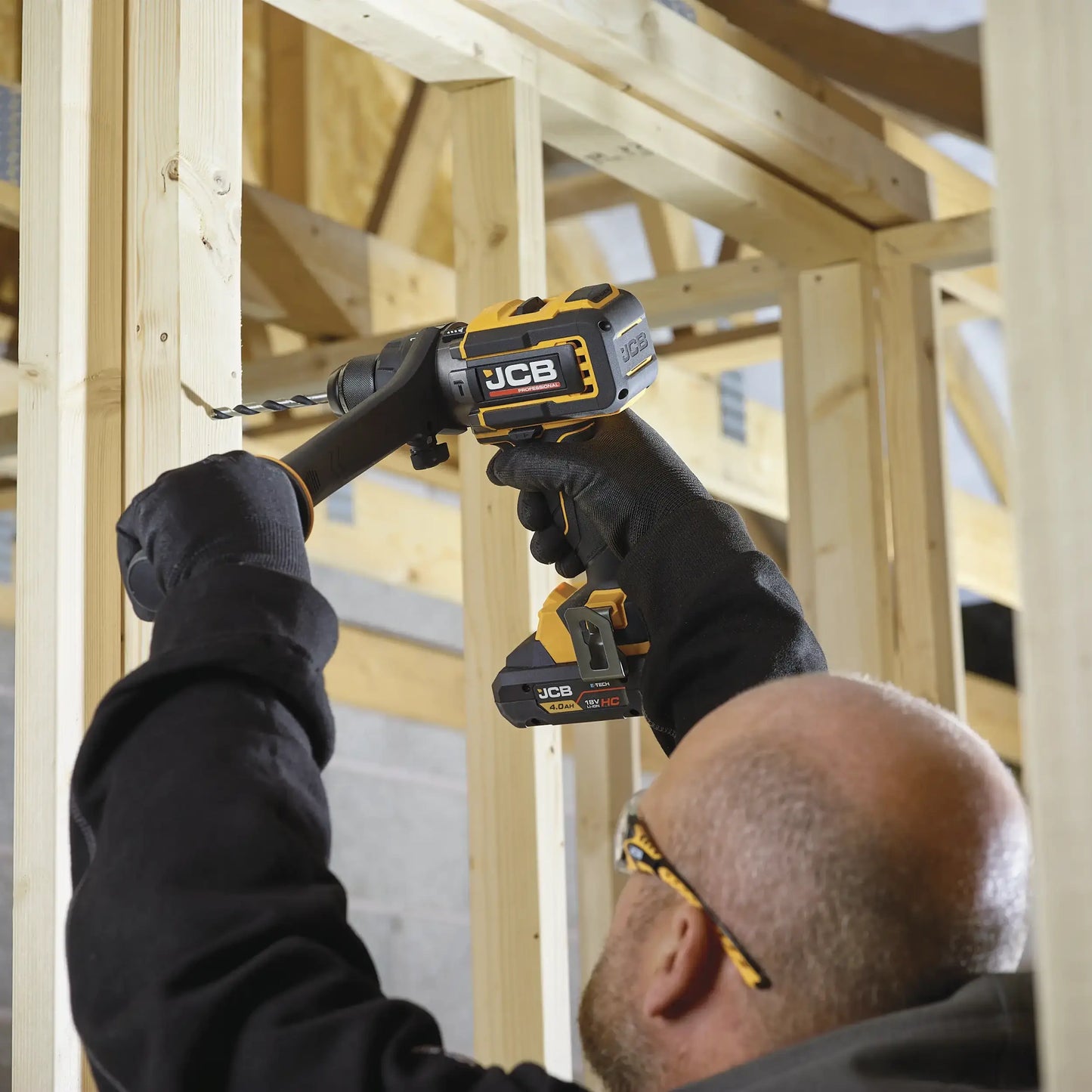 JCB Professional 18V Kompaktowa Wiertarko-wkrętarka Udarowa 75 nm