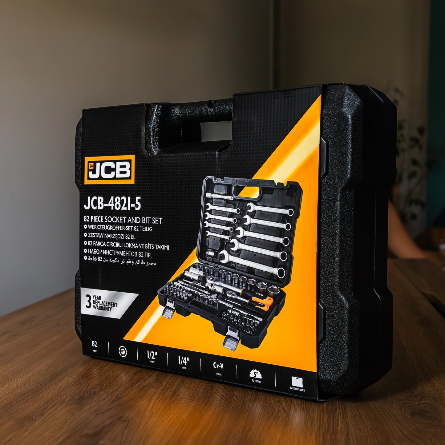 Zestaw Kluczy Nasadowych JCB 108el 1/2" 1/4" CRV Grzechotki Walizka 41082-5