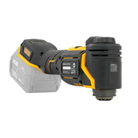 Multinarzędzie JCB 18V ujęcie z przodu widoczna głowica wentylacja i zamontowany akumulator
