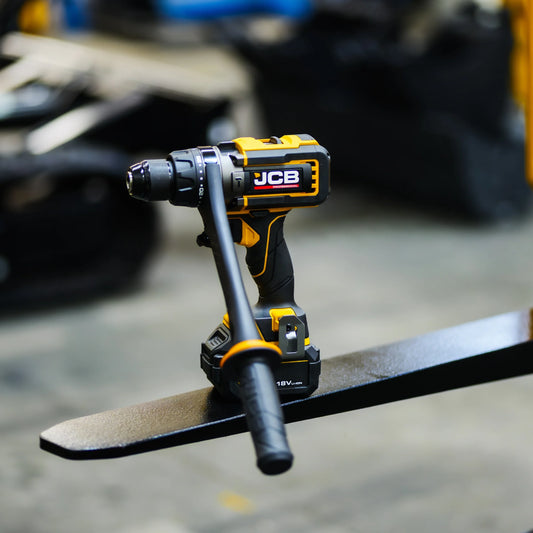 Професійний комплект ударного дриля JCB 18V 160 Нм - 2 акумулятори 5,0 Аг + швидкий зарядний пристрій 4,5 А