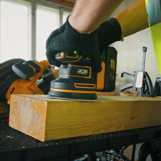 Акумуляторна ексцентрикова шліфмашина JCB Professional 18V